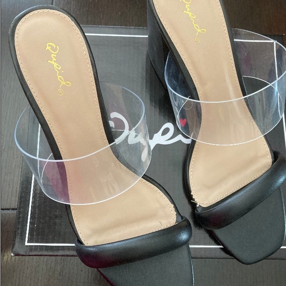 Qupid Cannoli Heels - Picture 2 of 4